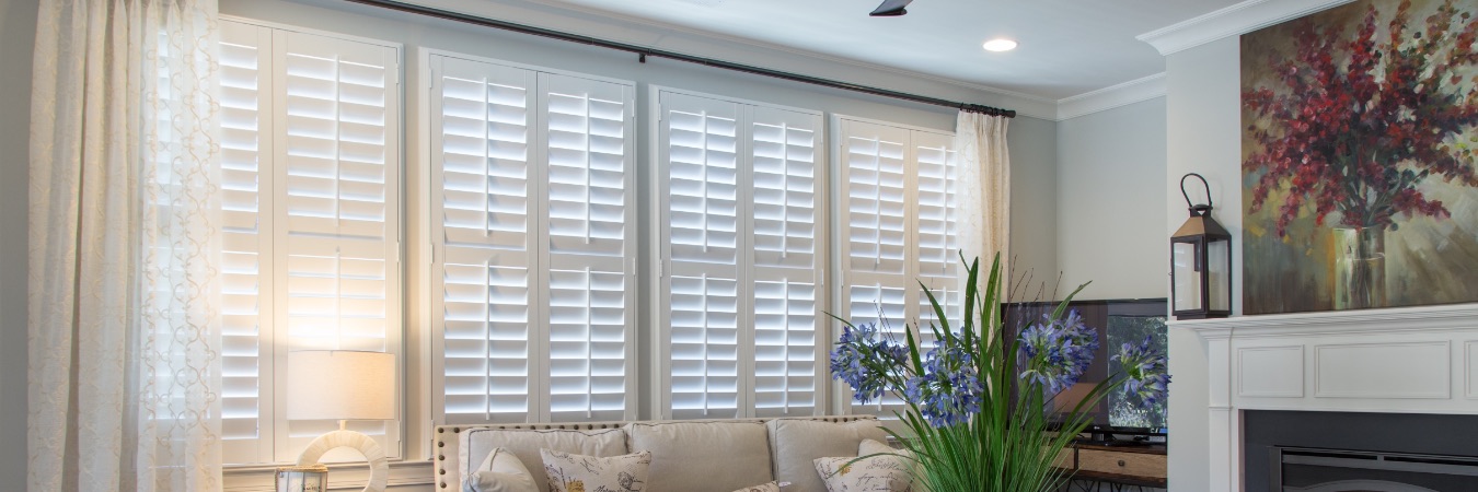 Polywood plantation shutters in Bluff City living room